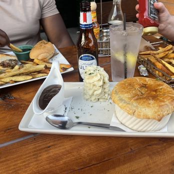 The Londoner Pub Dallas - Steak and Ale Pie - Pubs Near Me - Dallas, Texas The Londoner Pub Dallas - Steak and Ale Pie - Pubs Near Me - Dallas, Texas