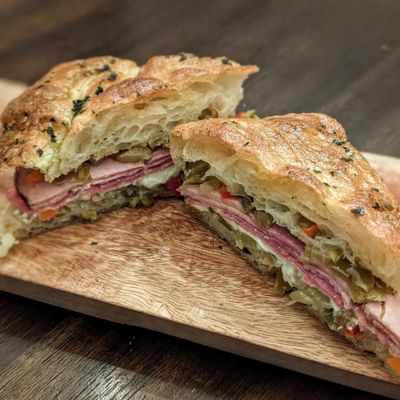 Petaluma Cheese Shop / Barber Cellars Winery by null