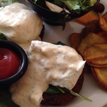 The Lakeview - Crab cakes Benedict - Diners Near Me - Toronto, Ontario The Lakeview - Crab cakes Benedict - Diners Near Me - Toronto, Ontario