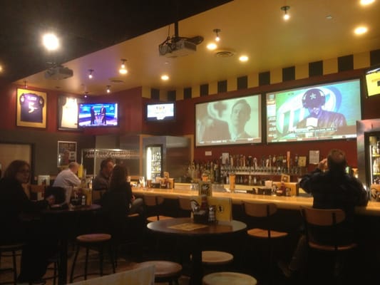 Buffalo Wild Wings by null