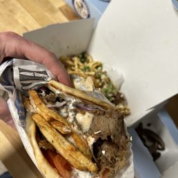 Beef/lamb Gyro Pita