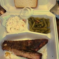 The Real Pit BBQ - BBQ ribs, potato salad and green beans.