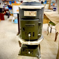 "Pot belly stove" AKA free heating OuiOui.