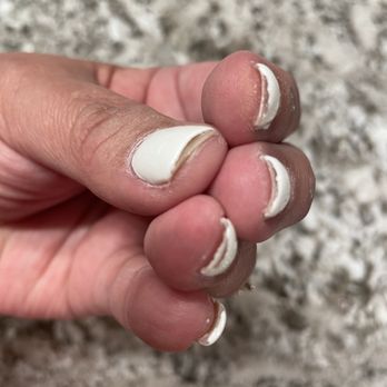 Queen Bee Nails & Spa - Nail Salons Near Me - Fresno, California