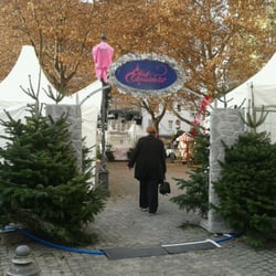 Pink Christmas
