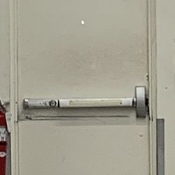Old Navy - Old Navy exit door Sanford fl