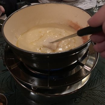 Grizzly House - Fondue Near Me - Banff, Alberta Grizzly House - Fondue Near Me - Banff, Alberta