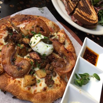 Urth Caffé-Pasadena - Cafes Near Me - Pasadena, California Urth Caffé-Pasadena - Cafes Near Me - Pasadena, California