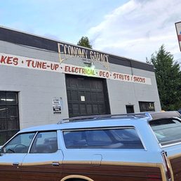 Exterior photo of Dave's Auto Care - Portland, Oregon Exterior photo of Dave's Auto Care - Portland, Oregon
