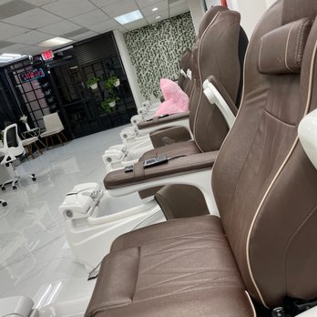 Elite Nails And Spa 2 - Massage chairs yesssssss!!!! - Nail Salons Near Me - Santa Clara, California Elite Nails And Spa 2 - Massage chairs yesssssss!!!! - Nail Salons Near Me - Santa Clara, California