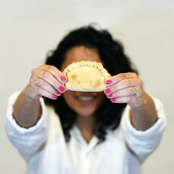 Empanada Chika