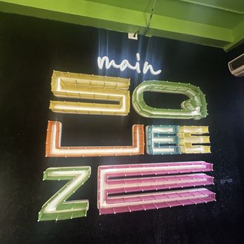 Main Squeeze - Sign - Juice Bars & Smoothies Near Me - Clermont, Florida