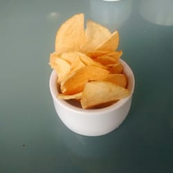 Musicker Cafe - Dinky ramekin of crisps!