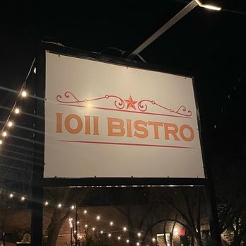 1011 Bistro - Outside sign - New American Near Me - Kerrville, Texas 1011 Bistro - Outside sign - New American Near Me - Kerrville, Texas