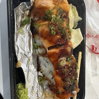 V Sushi - Lion king roll - Sushi Bars Near Me - Milpitas, California