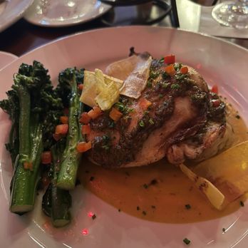 Muriel's Jackson Square - Half chicken, broccoli - Cajun/Creole Near Me - New Orleans, Louisiana Muriel's Jackson Square - Half chicken, broccoli - Cajun/Creole Near Me - New Orleans, Louisiana