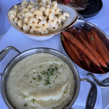 Americana - Sides: Mac and Cheese, truffled glazed carrots, mashed potatoes - New American Near Me - Las Vegas, Nevada Americana - Sides: Mac and Cheese, truffled glazed carrots, mashed potatoes - New American Near Me - Las Vegas, Nevada