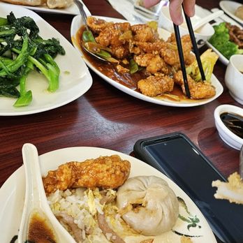 Dumpling House - Chinese Near Me - Newton, Massachusetts
