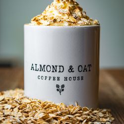 Almond & Oat Coffee Bar - Oatmeal Cookie Latte