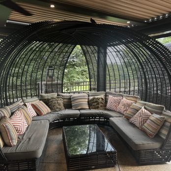Courtyard by Marriott Philadelphia Springfield - beautiful veranda - Hotels Near Me - Springfield, Pennsylvania Courtyard by Marriott Philadelphia Springfield - beautiful veranda - Hotels Near Me - Springfield, Pennsylvania