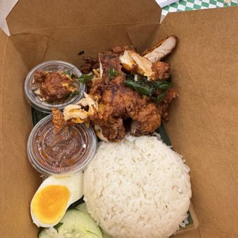Dabao Singapore - Nasi Lemak - Singaporean Near Me - San Francisco, California Dabao Singapore - Nasi Lemak - Singaporean Near Me - San Francisco, California