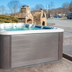 Waterside at Blueridge RV and Tiny Home Community - Community Hot Tub