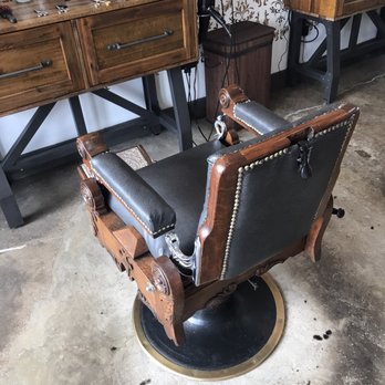 E.D. Bailey Barbers - Barbers Near Me - Knoxville, Tennessee