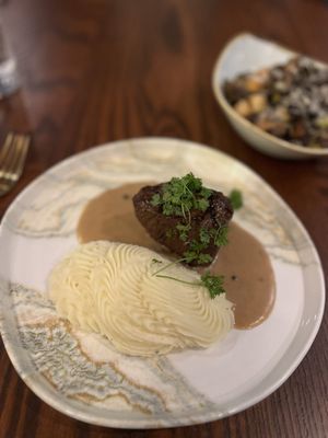 Margaux Brasserie by null