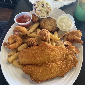 Doc's Seafood & Steaks - Seafood Lover - Seafood Near Me - Corpus Christi, Texas