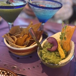 Teocintle - Margaritas and guacamole