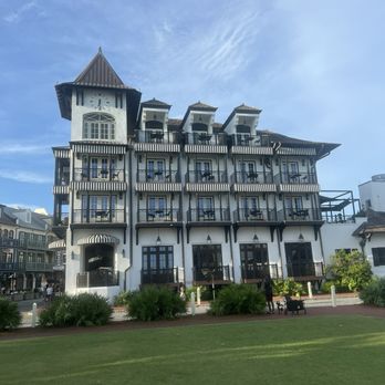 The Pearl Hotel - Hotels Near Me - Rosemary Beach, Florida The Pearl Hotel - Hotels Near Me - Rosemary Beach, Florida