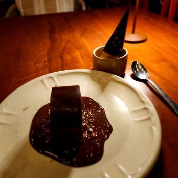 Porfirio's - Birthday treat with an ice cream cone - Cocktail Bars Near Me - Cancún, ROO