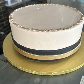 Tango Bakery - Dicen que es color café claro. - Bakeries Near Me - Garland, Texas Tango Bakery - Dicen que es color café claro. - Bakeries Near Me - Garland, Texas