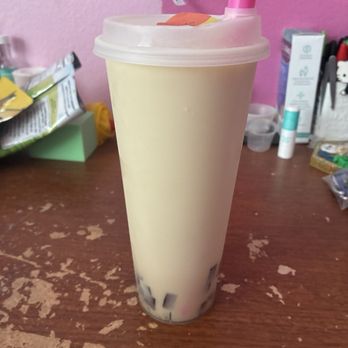 Jojo Tea Shoppe - Jasmine Green Milk Tea with coffee jelly - Coffee & Tea Near Me - Rancho Cucamonga, California
