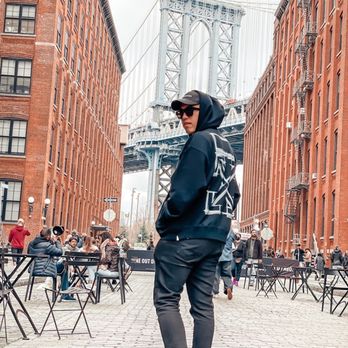Dumbo - Down Under the Manhattan Bridge Overpass - Landmarks & Historical Buildings Near Me