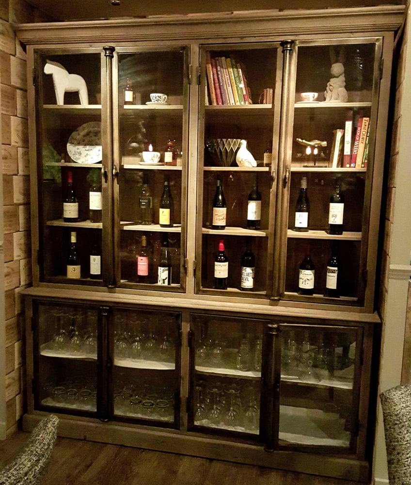 Queens Road Restaurant, Bar and Grill