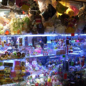 Elizabeth Center Gift Shops - More stuff... - Gift Shops Near Me - New York, New York Elizabeth Center Gift Shops - More stuff... - Gift Shops Near Me - New York, New York