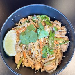 Chicken Pad Thai Chicken Pad Thai
