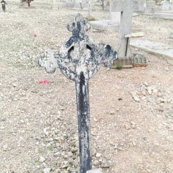 Cementerio de Torrero - Tierra somos