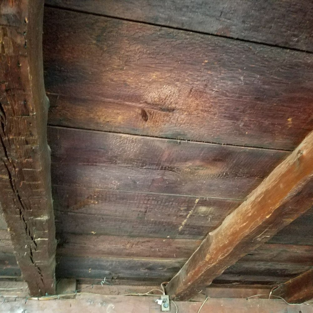 Murf's BackStreet Tavern - THE WOOD WAS RECLAIMED FROM THE 1700S WHALING SHIPS. - Dive Bars Near Me - Sag Harbor, New York Murf's BackStreet Tavern - THE WOOD WAS RECLAIMED FROM THE 1700S WHALING SHIPS. - Dive Bars Near Me - Sag Harbor, New York