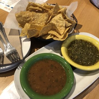Session Taco - Warm chips and house-made Salsas - Cocktail Bars Near Me - Kirkwood, Missouri Session Taco - Warm chips and house-made Salsas - Cocktail Bars Near Me - Kirkwood, Missouri