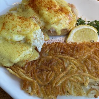 Pig 'N Pancake - Crab eggs Benedict - Breakfast & Brunch Near Me - Seaside, Oregon