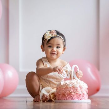Liza Sue Productions - Smash Cake - Real Estate Photography Near Me