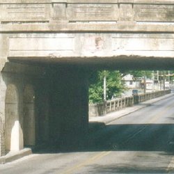 Landa Street Bridge