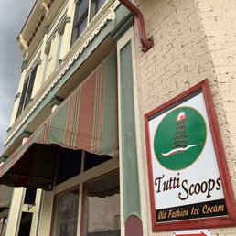 Tutti Scoops