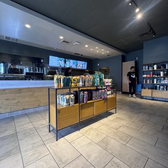 Starbucks - Coffee & Tea Near Me - Pittsburg, California Starbucks - Coffee & Tea Near Me - Pittsburg, California