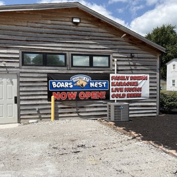 67 Boars Nest - The boars nest - Burgers Near Me - Paragon, Indiana