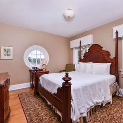 Hampton Inn Lexington-Historic District - Guest room