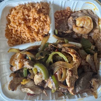 La Tapatia - Combo fajitas, rice and beans - Mexican Near Me - Martinez, California