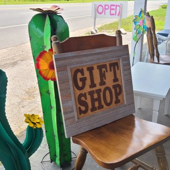 Bloomin 90 General Store - #homedecor #accessories #handbags #jewelry #handmade #soap #leathergoods #plants #planters #cactus #fairtrade #vintage #antiques #fall - Home Decor Near Me - Brookshire, Texas
